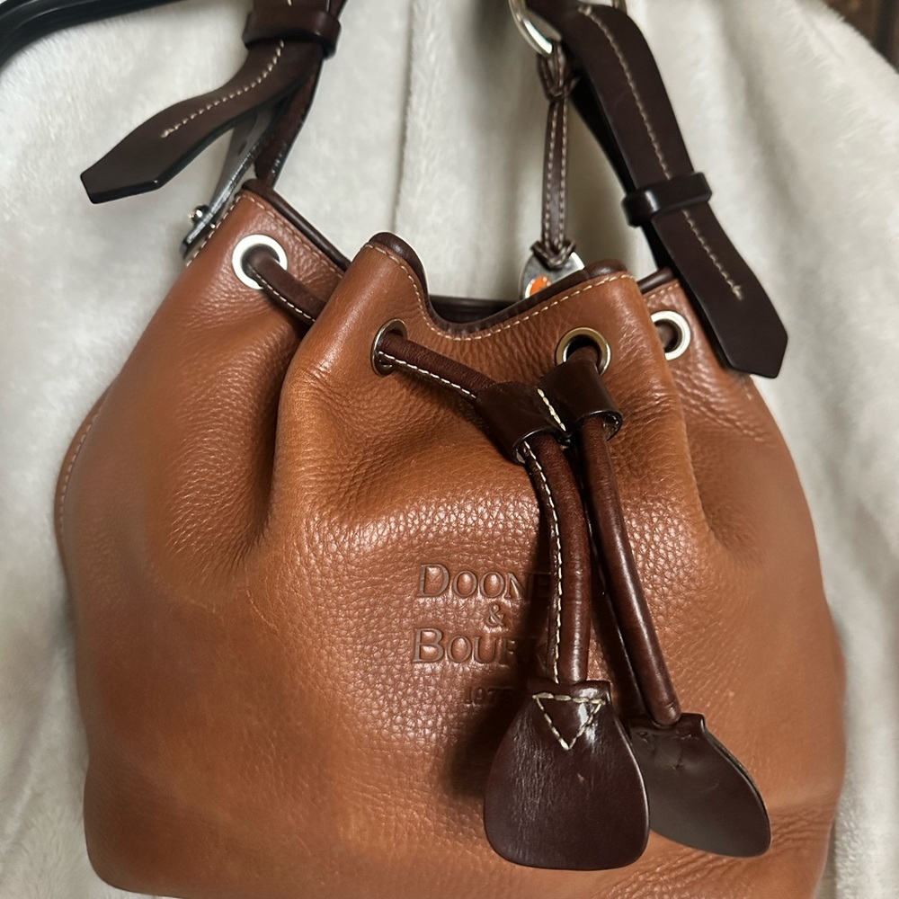 Lightweight All Weather Pebble Drawstring Leather… - image 4